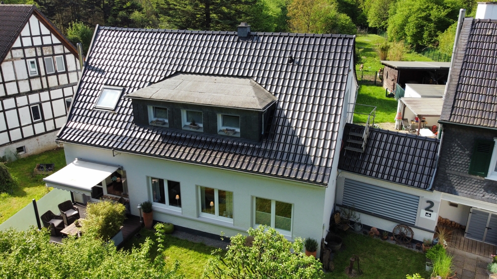 EINZIGARTIGES REFUGIUM - die PERFEKTE SYMBIOSE zwischen NUTZWERT, HISTORIE und NATUR in SOLINGEN!