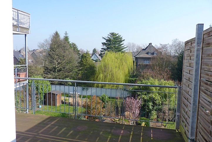 3-ZIMMER-DG-WOHNUNG in LANK, großer BALKON, DUSCHE und WANNE im 2. OG mit TG-STELLPLATZ!